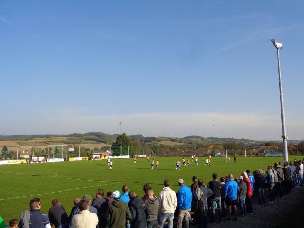 Sportplatz Heldenberg - Heldenberg
