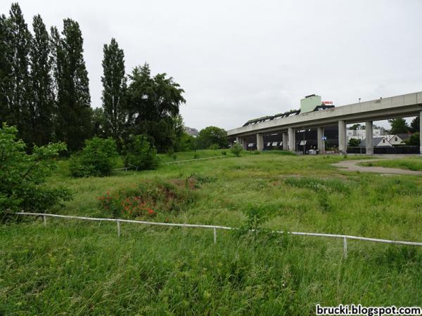 Sportplatz ESV Stadlau - Wien