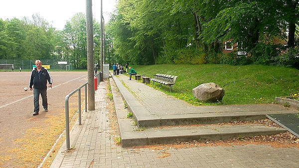 Sportplatz Blomkamp - Hamburg-Osdorf