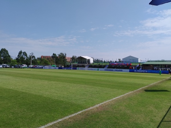 Parque Metropolitano Guasú Cancha 3 - Asunción