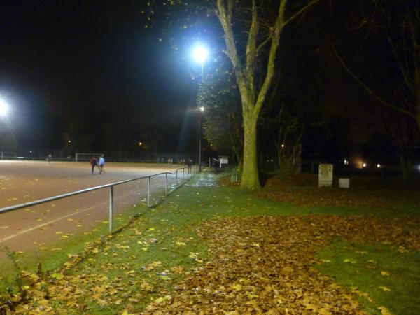 Bezirkssportanlage Warbruckstraße I Platz 2 - Duisburg-Marxloh