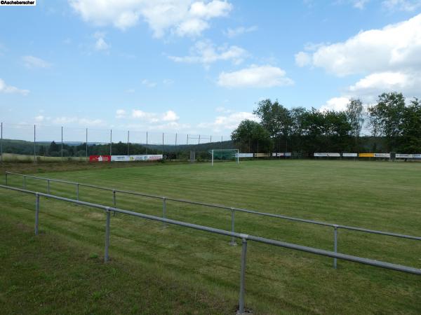 Sportanlage Am Salzberg - Esselbach-Steinmark