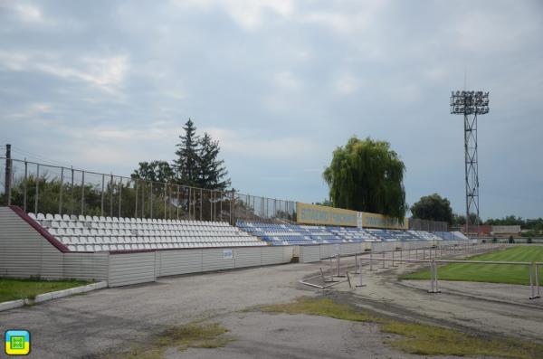 Stadion Naftovyk - Okhtyrka