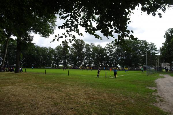 Sportplatz Am Park - Rollwitz