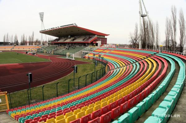 Friedrich-Ludwig-Jahn-Sportpark - Berlin-Prenzlauer Berg