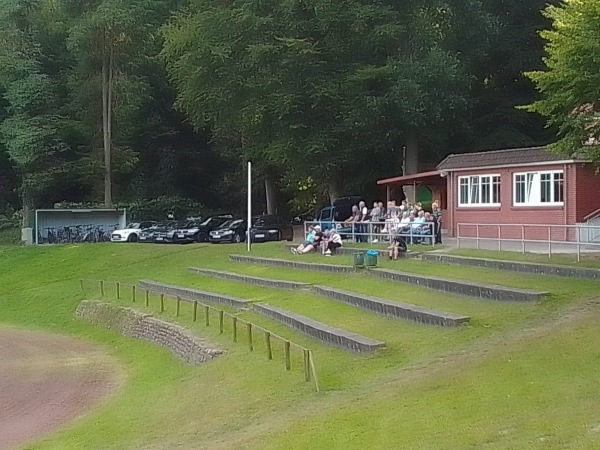 Jahn-Sportplatz - Wingst-Dobrock