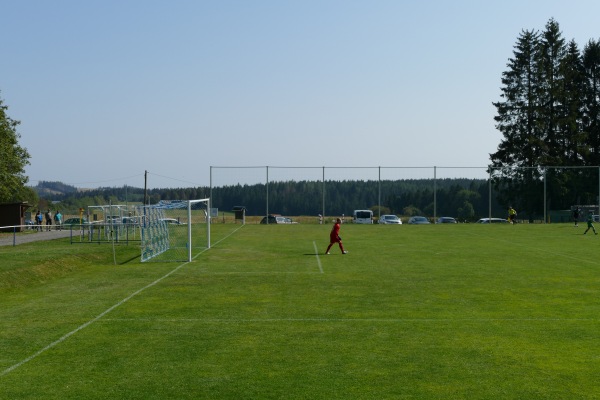 Sportplatz Igelshieb - Neuhaus/Rennweg
