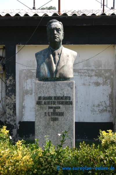 Estádio Abel Alves de Figueiredo - Santo Tirso