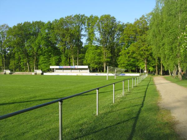 Hans-von-Deylen-Kampfbahn an der Midlers-Kaserne - Visselhövede