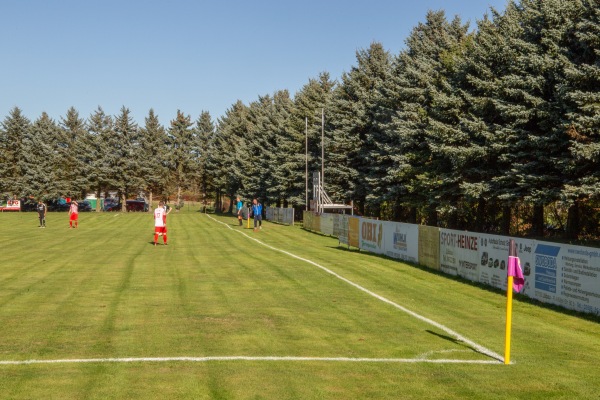 Sportplatz Kemnitz - Bernstadt/Eigen-Kemnitz