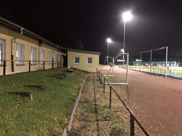 Sportanlage Emerich-Ambroß-Ufer - Dresden-Cotta