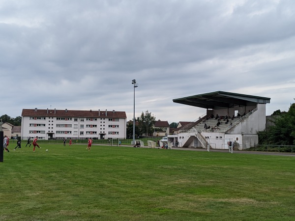 Stade Champ de Foire - Étival-Clairefontaine