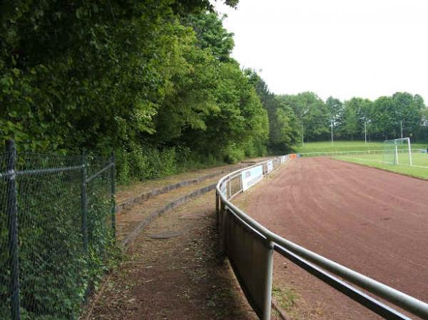 Erich-Mohr-Stadion - Solms-Burgsolms