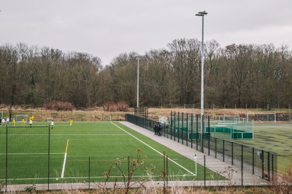 Alfred-Kunze-Sportpark Platz 4.2 - Leipzig-Leutzsch