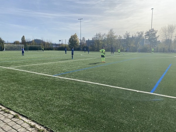 Sportzentrum Füllerich Kunstrasenplatz - Gümligen