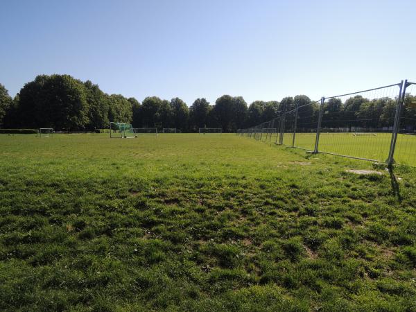 Sportanlage Bertramswiese Platz 3 - Frankfurt/Main-Dornbusch