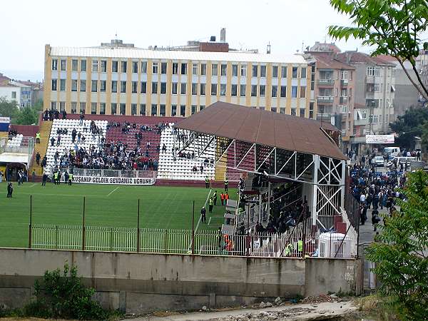 Kartal Stadyumu - İstanbul