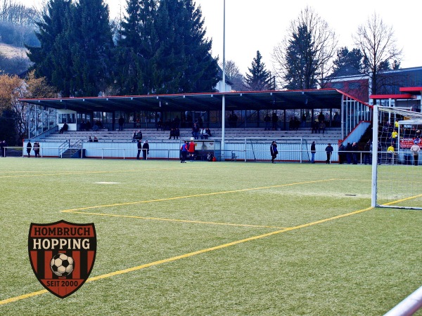 Willi-Vieler-Stadion - Iserlohn-Oestrich