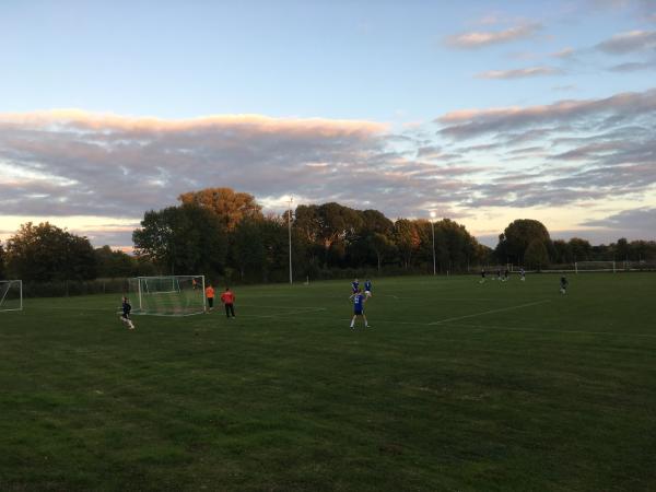 Himmelsthürer Sportpark Jahnstraße B-Platz - Hildesheim-Himmelsthür