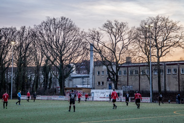 Sportanlage Rodelbergweg Platz 2 - Berlin-Baumschulenweg