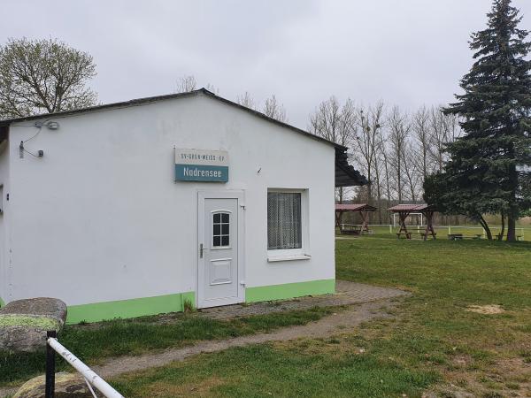 Sportplatz am Schmiedesee - Nadrensee