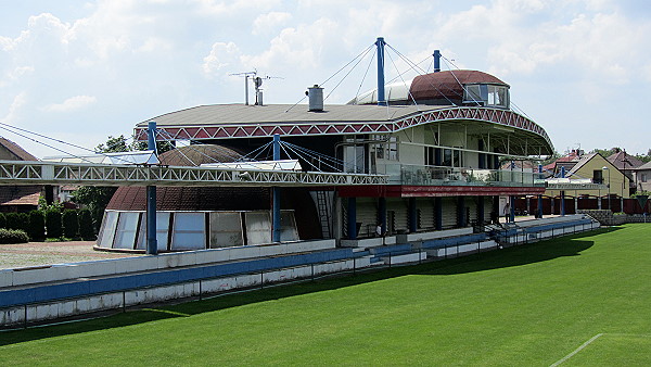 Stadion Na Bašte - Lázně Bohdaneč