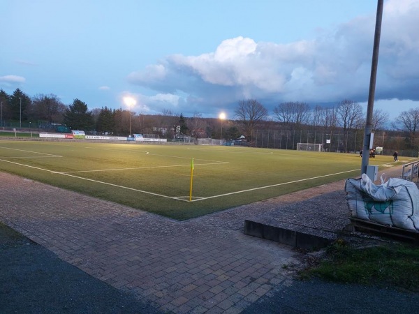 Sportanlage Am Roten Berg Platz 2 - Mühltal-Traisa