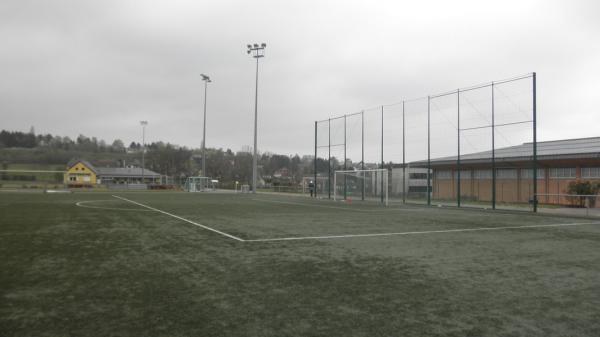 Stade Albert Berchem terrain synthetique - Kielen (Kehlen)