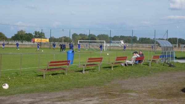 Boisko w Deszczno - Deszczno