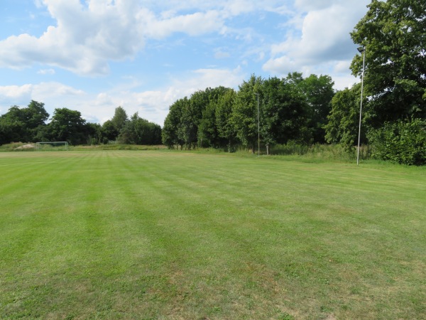Gemeinde-Sportplätze Strandweg 2 - Halbe