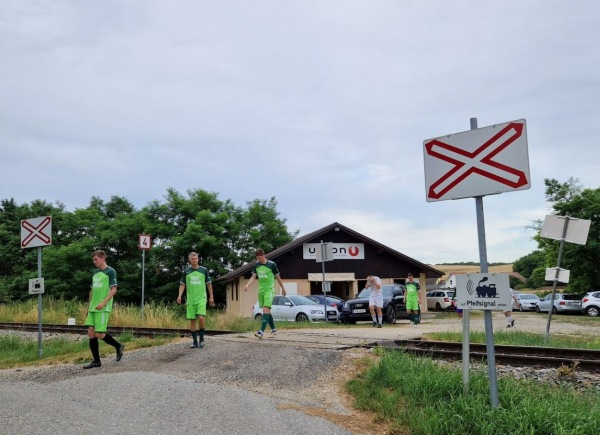 Sportplatz Bullendorf - Wilfersdorf