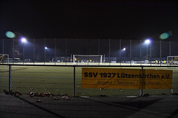 Sportanlage Auf dem Bruch - Leverkusen-Lützenkirchen