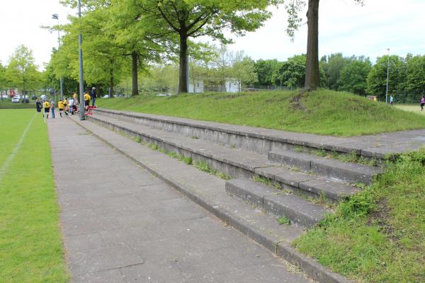 Sportanlage Kandinskyallee Platz 3 - Hamburg-Mümmelmannsberg