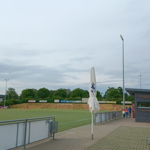 Sportplatz an der Hochschule - Koblenz-Karthause