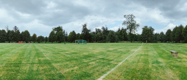 Sportplatz am Schloßpark - Malchin-Remplin