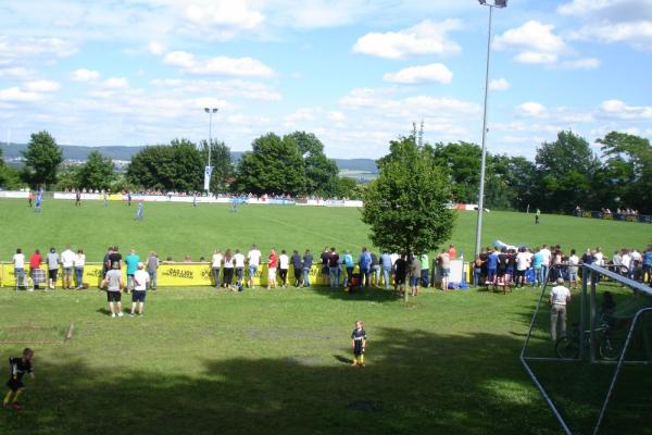 Sportplatz an der Terasse - Edermünde-Holzhausen
