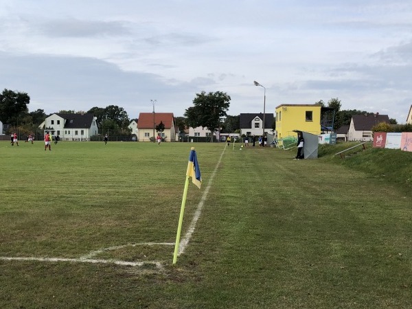 Sportplatz am Bahnhof - Neißemünde-Wellmitz