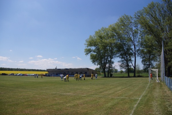 Fotbalové hřiště Kačice - Kačice