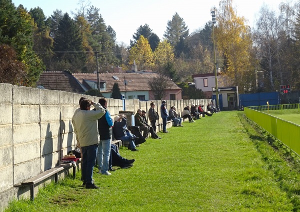 Fotbalové hřiště Ždánice - Ždánice