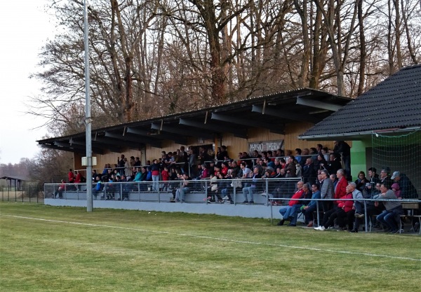 Schlossparkstadion - Halbenrain