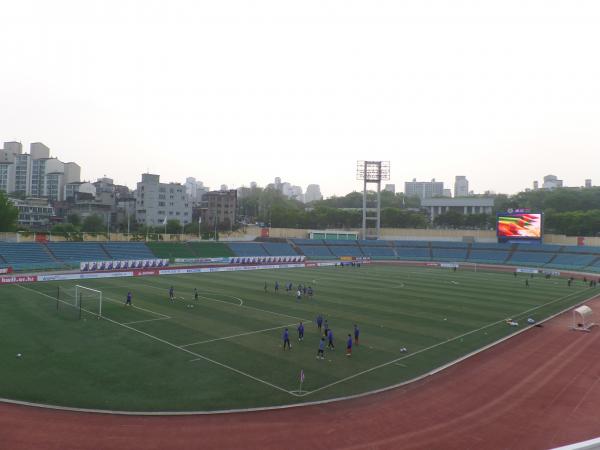 Hyochang Stadium - Seoul