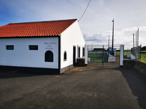 Campo de Futebol Vila Nova - Vila Nova, Ilha Terceira, Açores