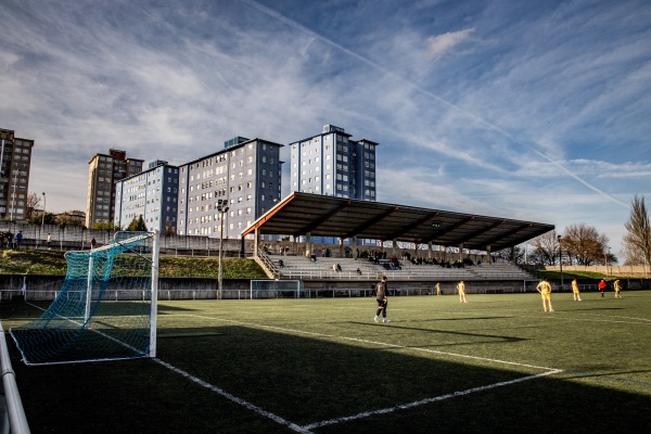 Campo de Fútbol Municipal de Caranza - Ferrol, GA