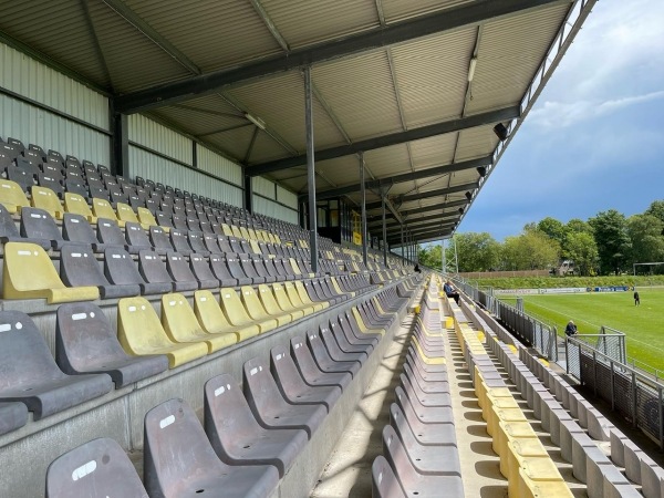 Henk Nienhuis Stadion - Veendam