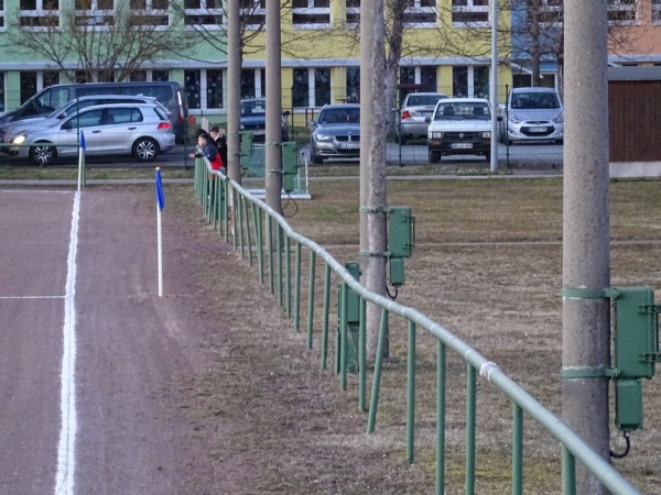 Stadion am Zementwerk Nebenplatz - Karsdorf-Wetzendorf