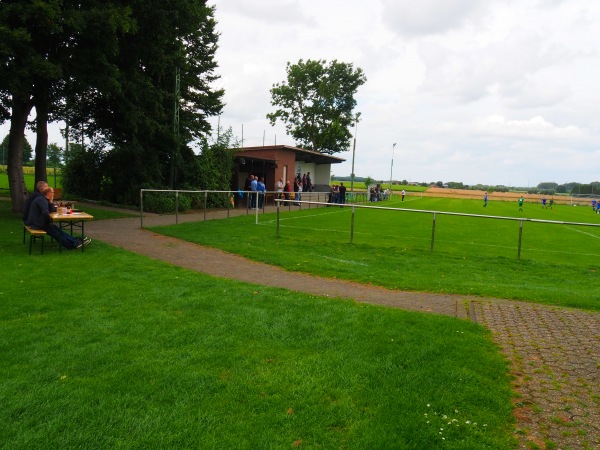 Sportplatz Völlinghausen - Erwitte-Völlinghausen