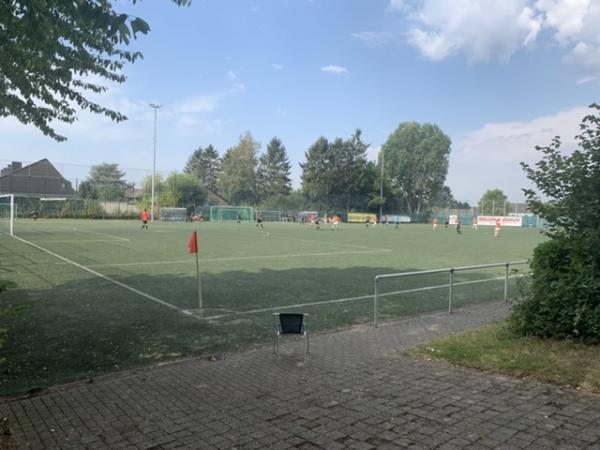 Mark-Reinhardt-Stadion Nebenplatz  - Aachen-Eilendorf