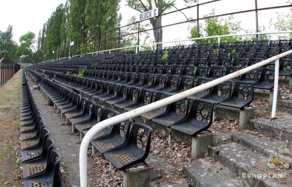Stadion der Hüttenwerker auf den Sportanlagen Waldstraße - Eisenhüttenstadt