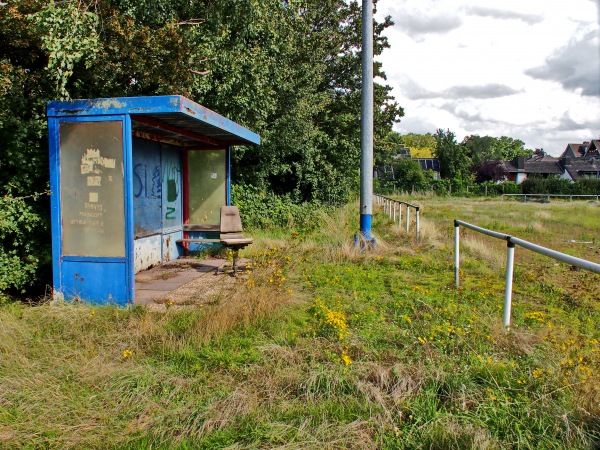 Volksparkstadion Nebenplatz 3 - Duisburg-Rheinhausen