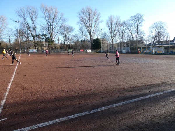 Sportplatz Subbelrather Straße - Köln-Ehrenfeld
